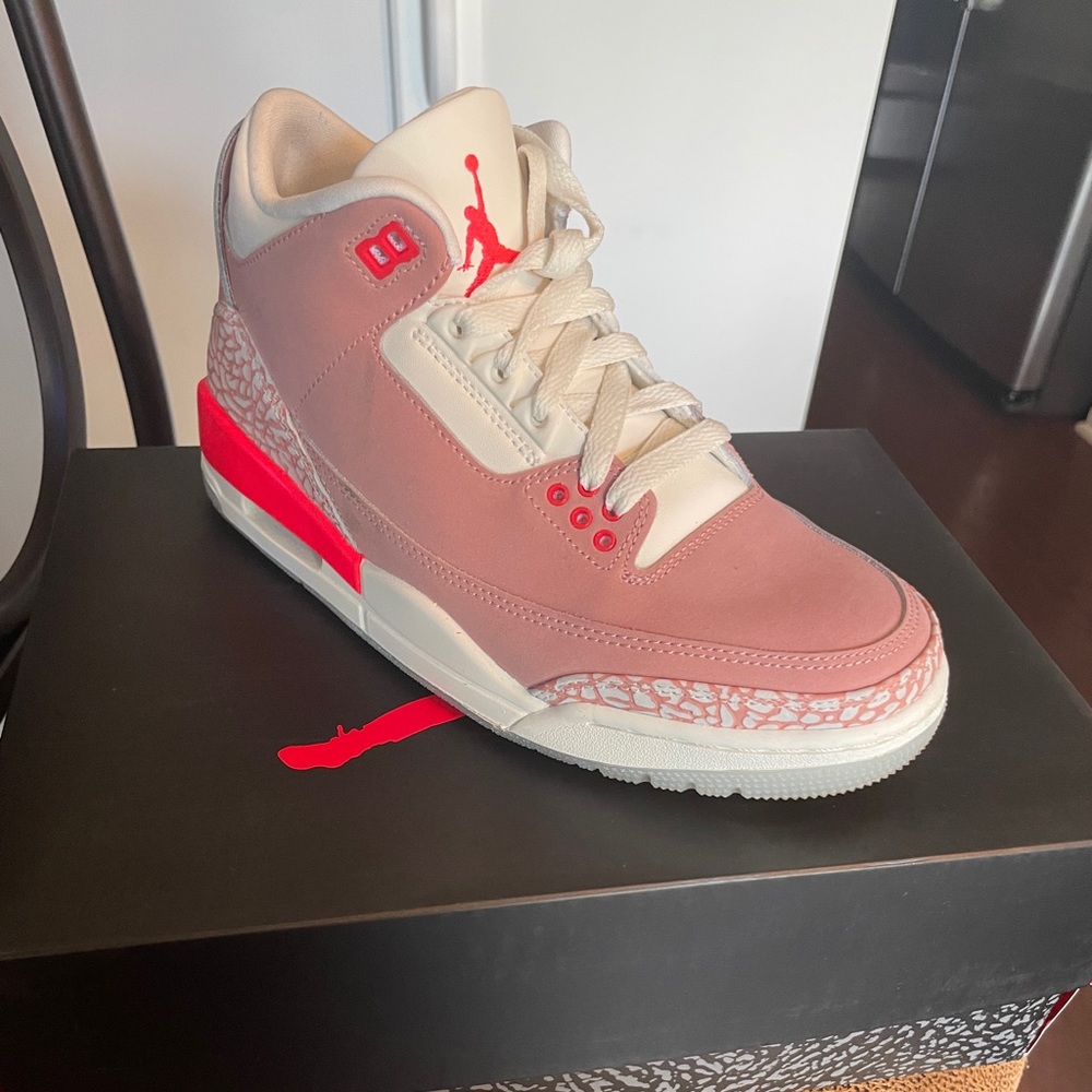 WMNS AIR JORDAN 3 RETRO 'RUST PINK'